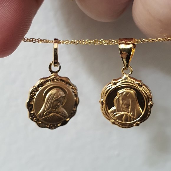 Gold Pendants - Picture 14 of 16